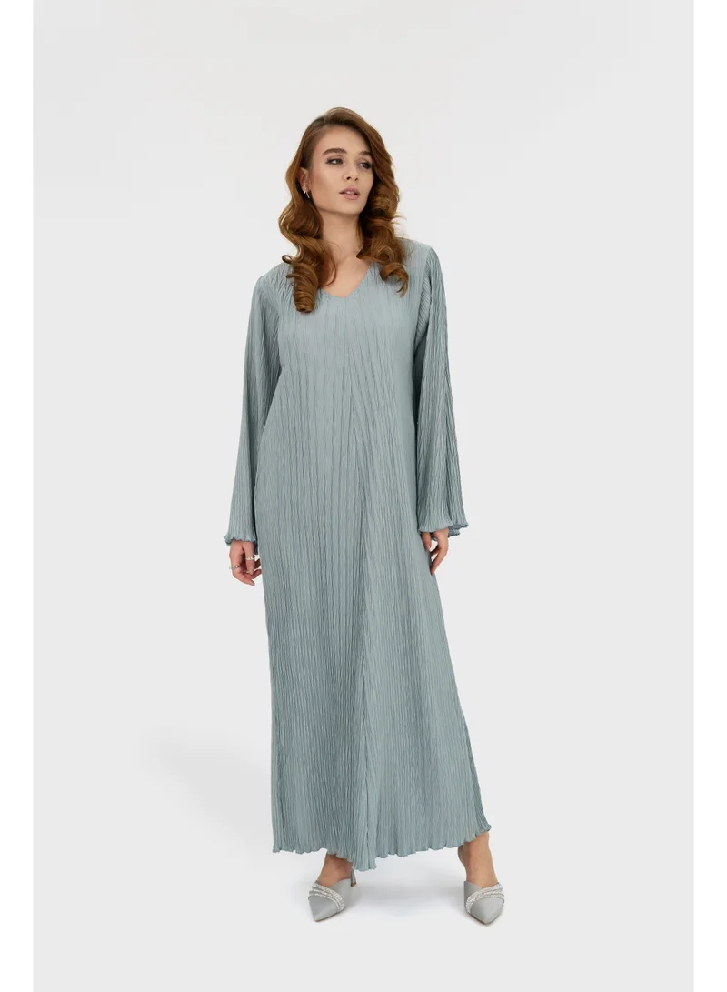 اوفيليا فستان نسائي مطوي - فستان ماكسي أزرق ناعم وأنيق بقماش انسيابي مناسب للارتداء اليومي والمناسبات